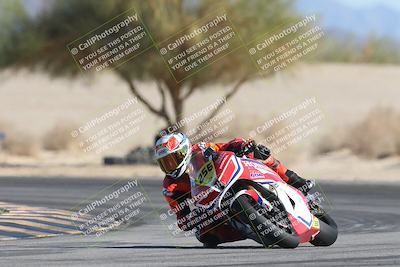 media/Nov-01-2025-CVMA (Sat) [[fc0f7531b8]]/Race 9-Amateur Supersport Middleweight/